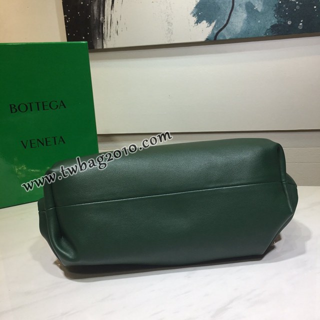 Bottega veneta高端女包 98078 寶緹嘉The pouch手拿肩背包 BV經典款鏈雲條朵包  gxz1292
